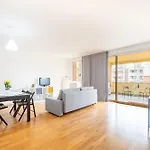Apartamento Balcony Bliss! Elegant Residency
